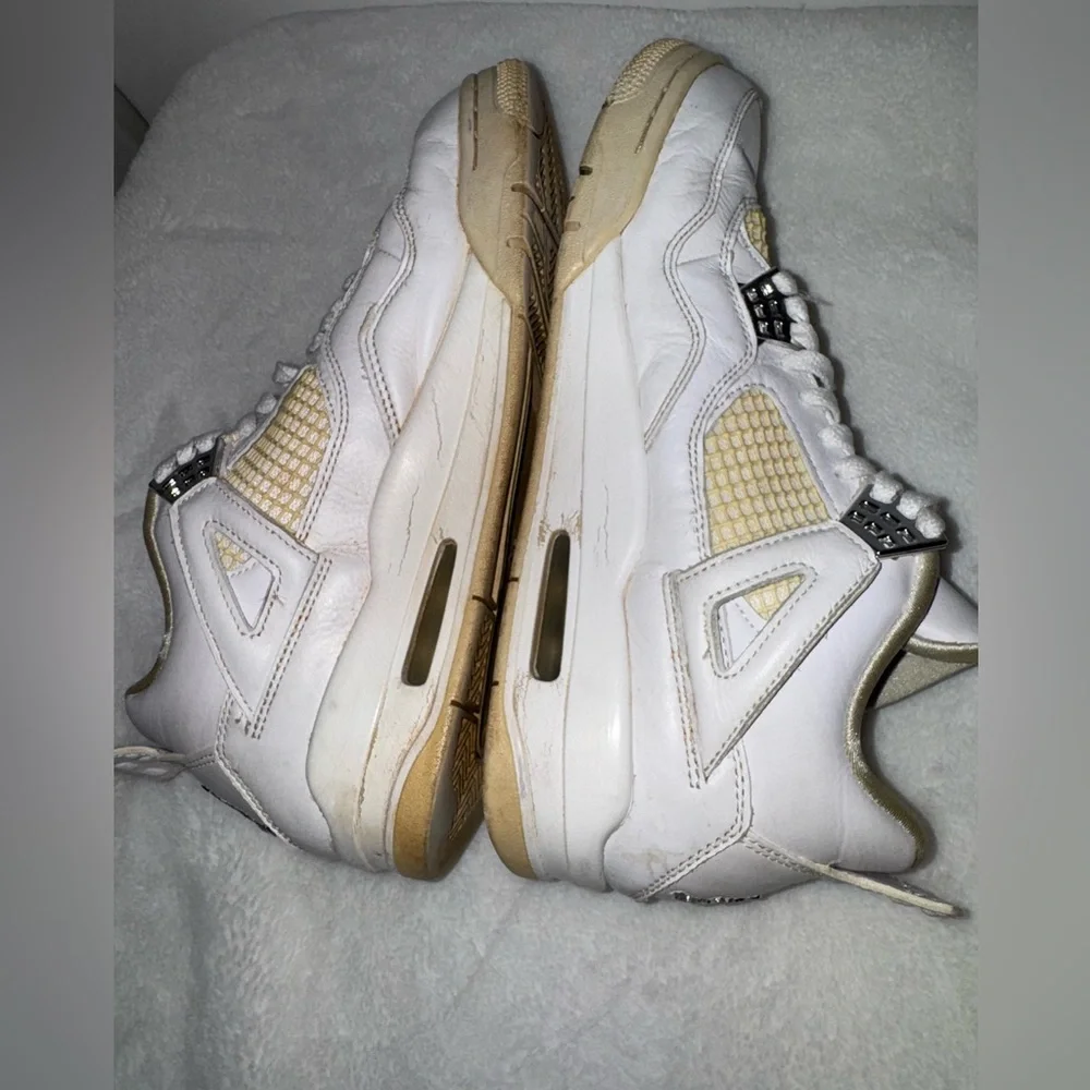 Air Jordan 4 Retro Pure Vintage Look Size 9.5